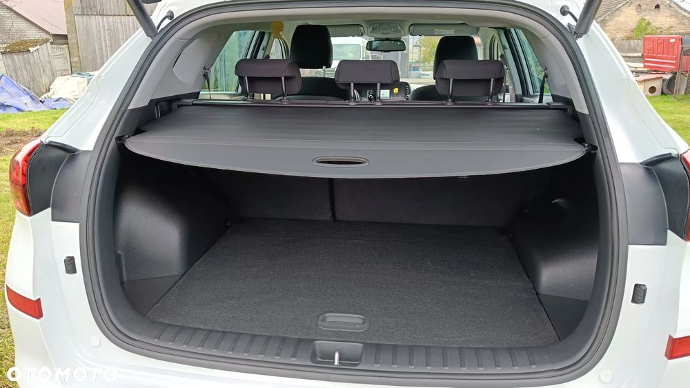 Hyundai Tucson 1.6 CRDi Style 2WD DCT - 38