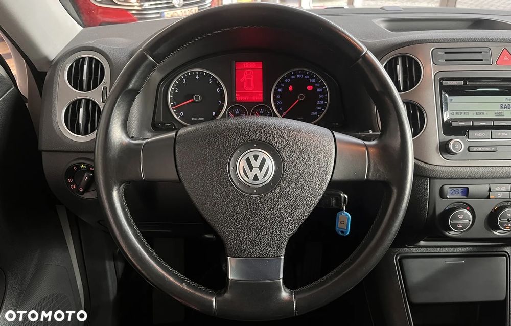 Volkswagen Tiguan 1.4 TSI 4Mot Trend&Fun - 12