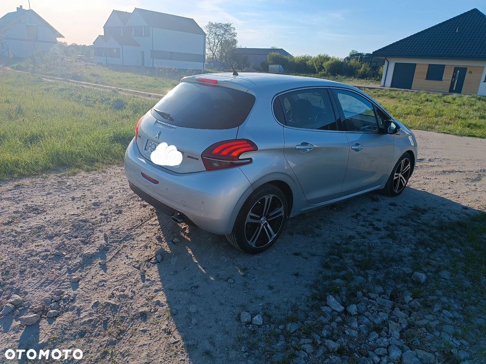 Peugeot 208 PureTech 110 Stop & Start Tech Edition - 3