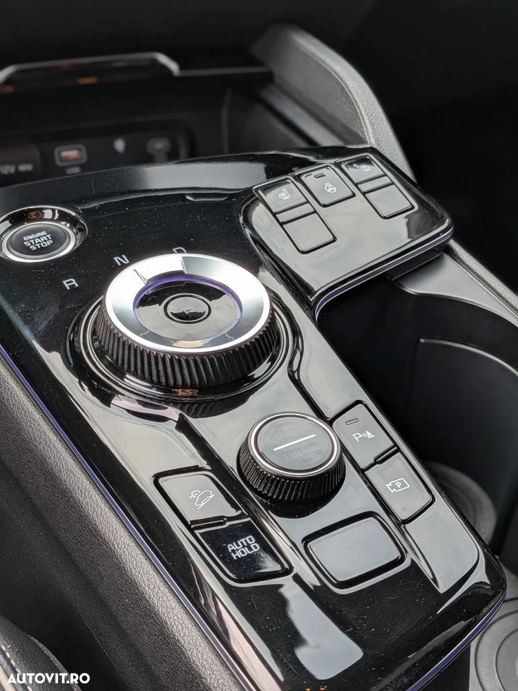 Kia Sportage 1.6 T-GDI HEV 6AT 4x4 GT Line - 14