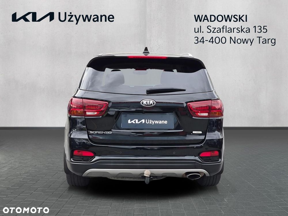 Kia Sorento - 4