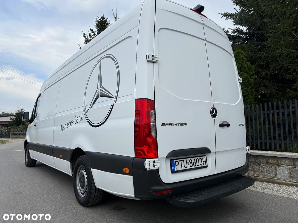 Mercedes-Benz SPRINTER - 7