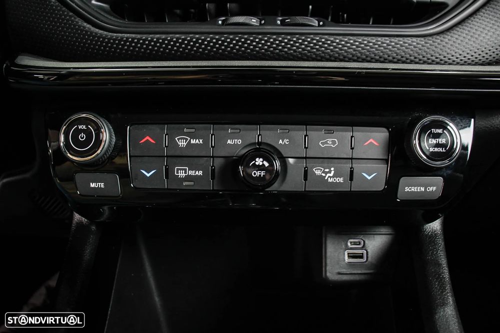 Jeep Compass 1.5 TG e-Hybrid Night Eagle DCT - 52