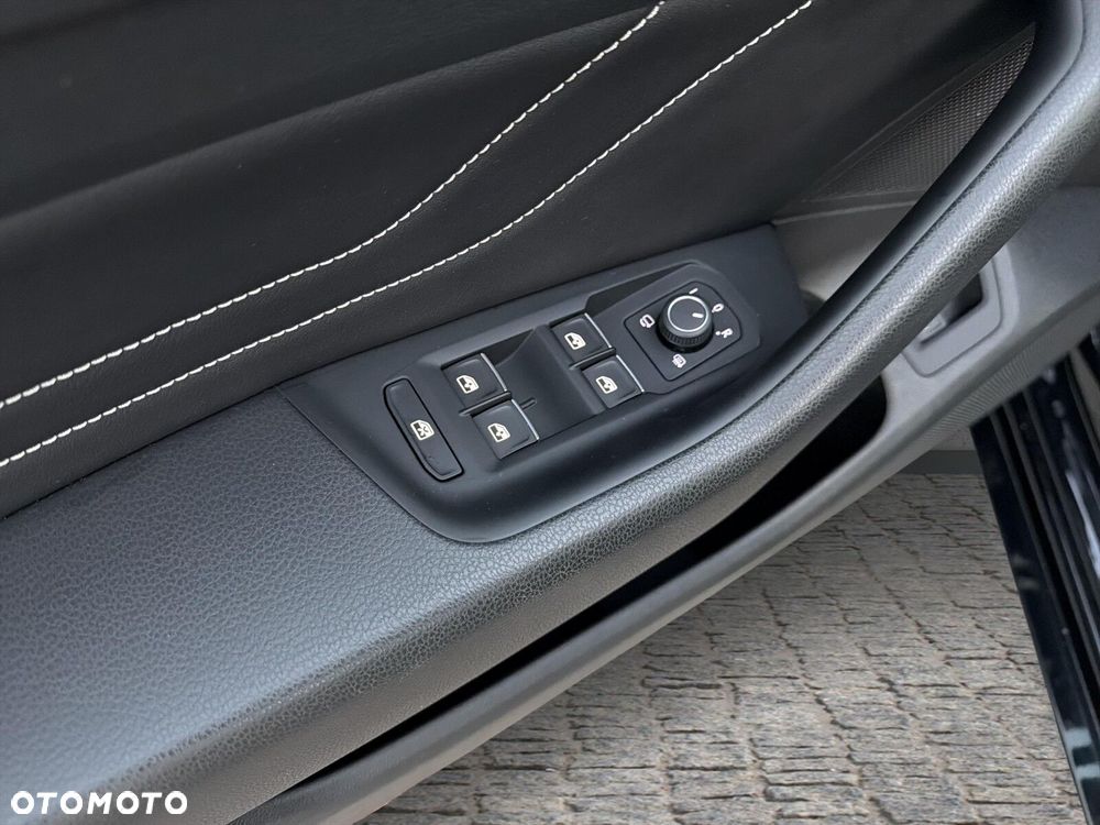 Volkswagen Arteon 2.0 TDI Elegance DSG - 20