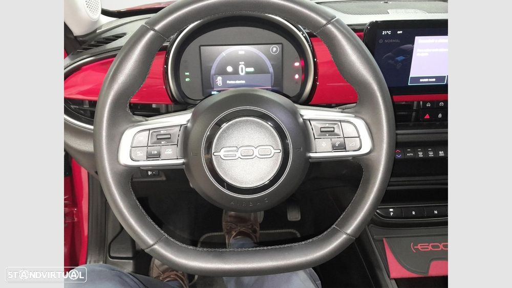 Fiat 600e 54 kWh (RED) - 13