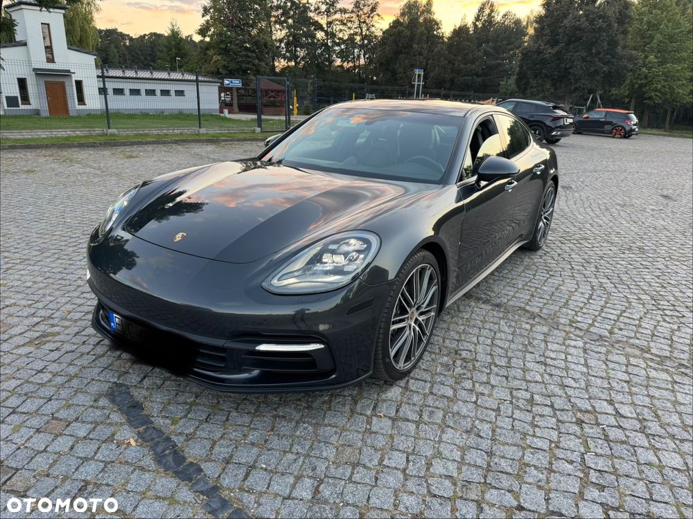 Porsche Panamera 2017 photo 2