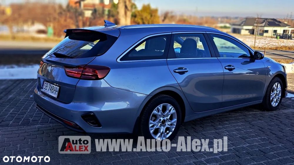 Kia Ceed 1.5 T-GDI M - 9