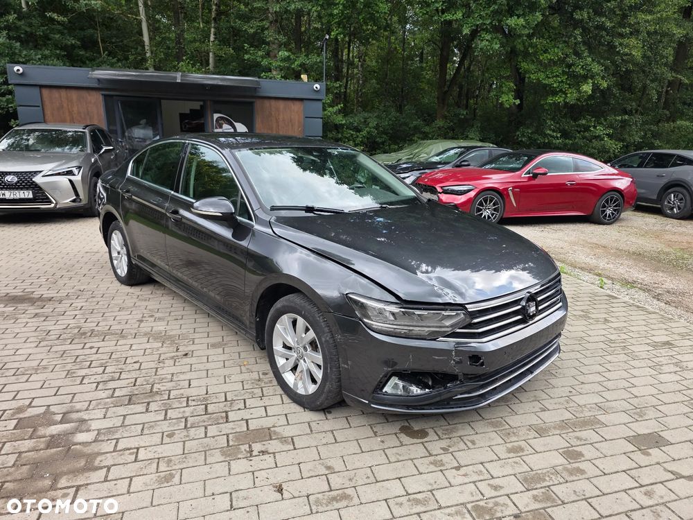 Volkswagen Passat - 3