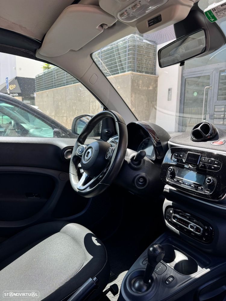 Smart ForTwo Coupé 1.0 mhd Passion 71 - 14