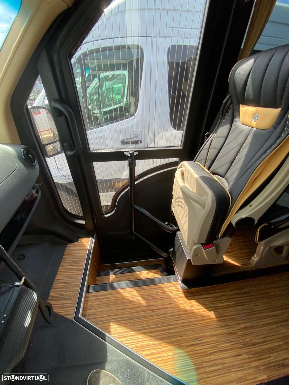 Mercedes Benz Sprinter 519 - 41
