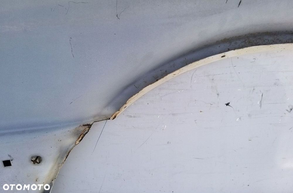 AUDI 80 B4 BŁOTNIK PRAWY BIAŁY BEZ RDZY - 7