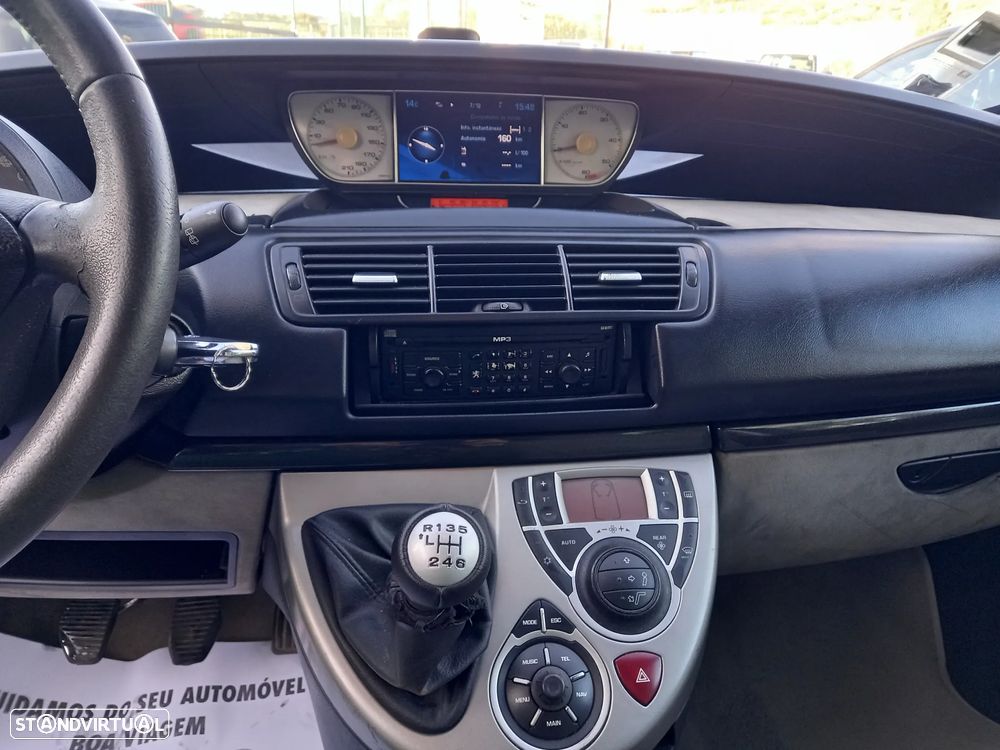 Peugeot 807 2.0 HDi Navteq - 15