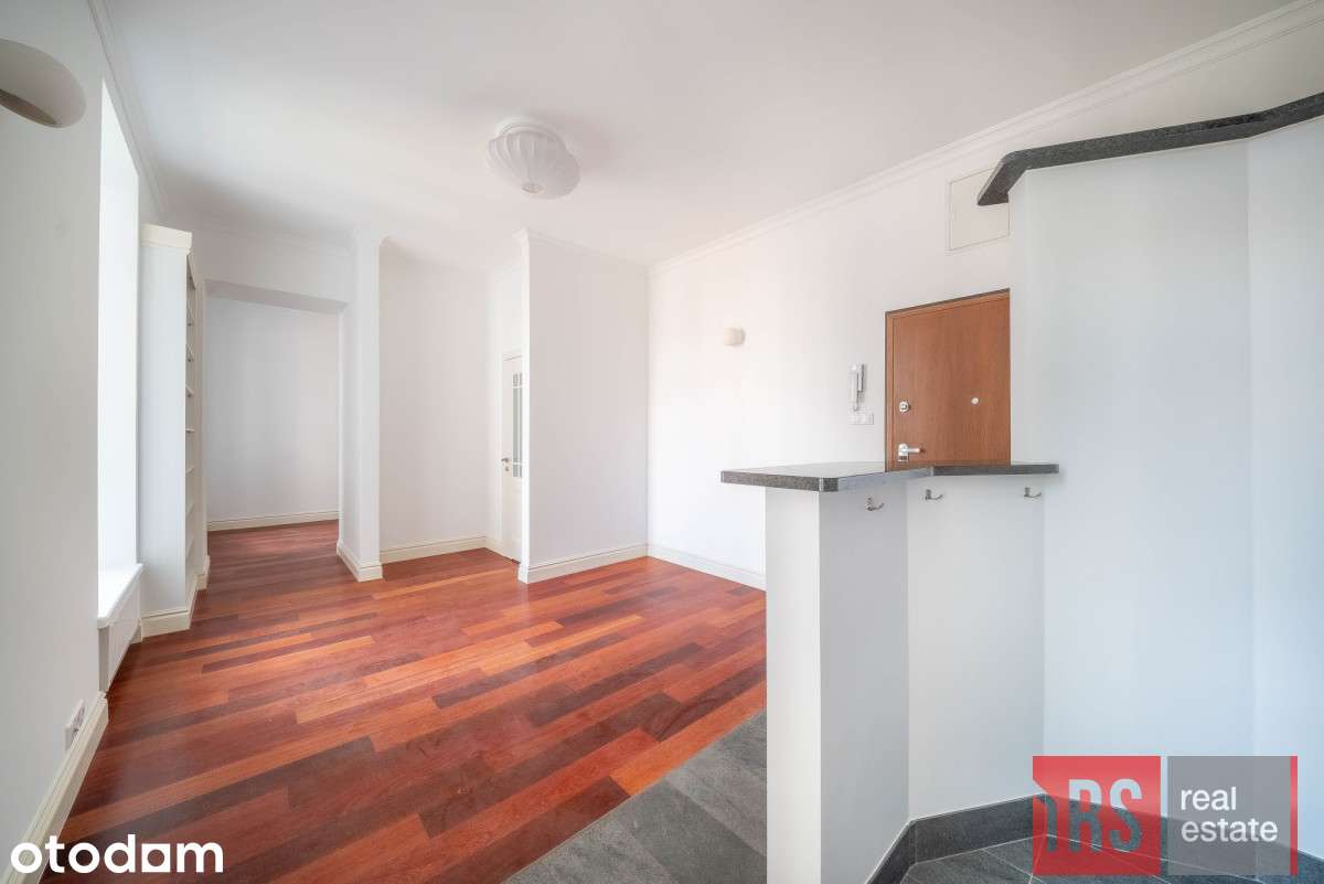 Studio-39 m2, Zrewitalizowana kamienica, Wilcza 72