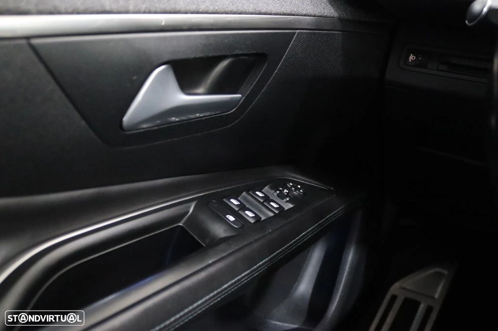 Peugeot 3008 - 10
