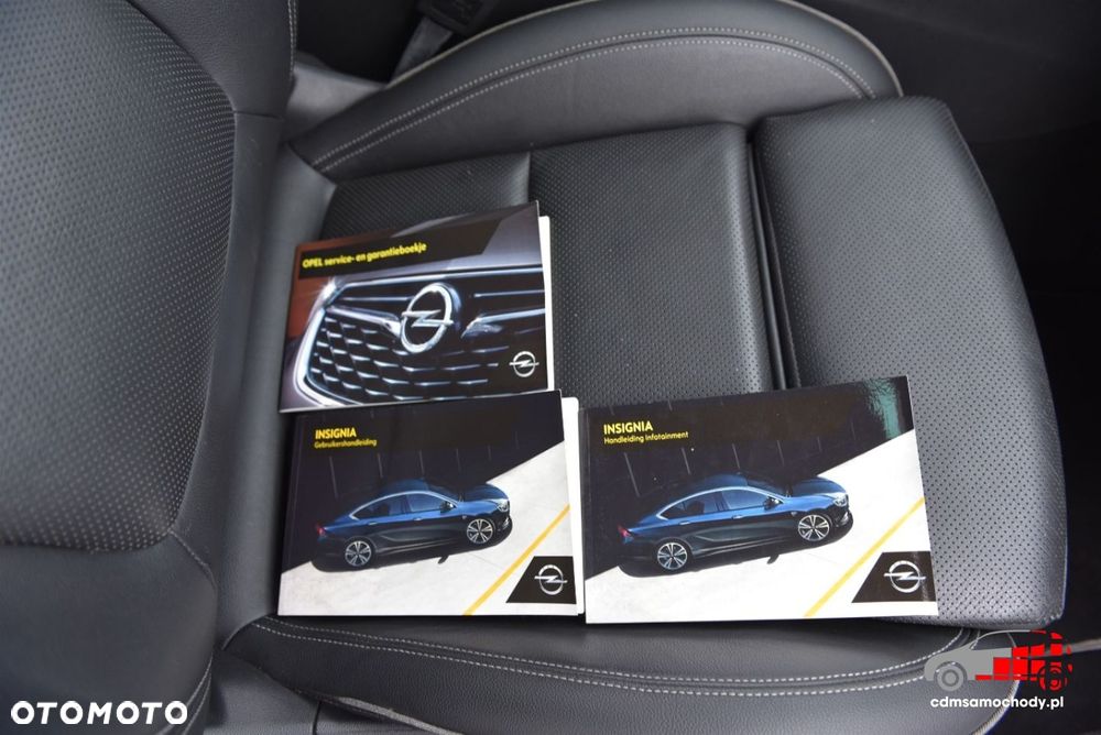 Opel Insignia - 32