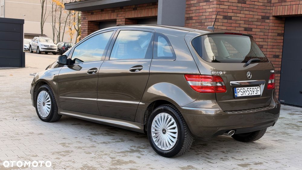 Mercedes-Benz B-Class 2008 photo 2