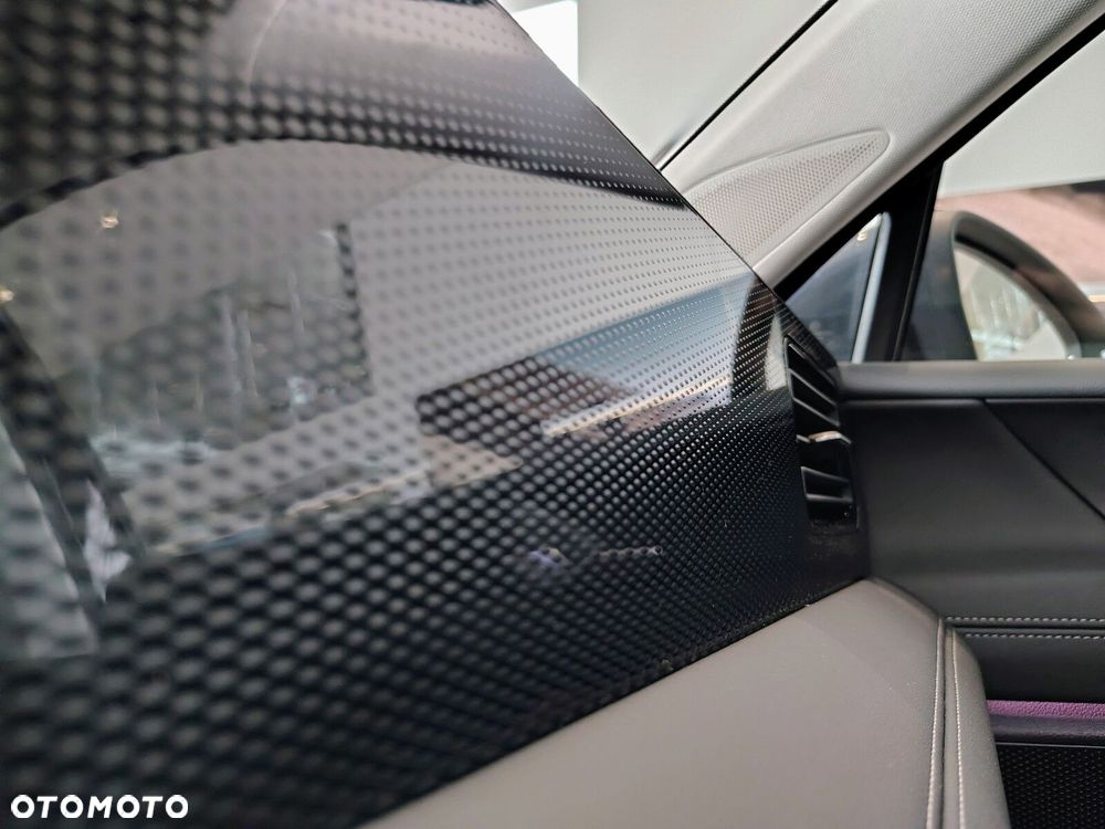 Volkswagen Tiguan - 28