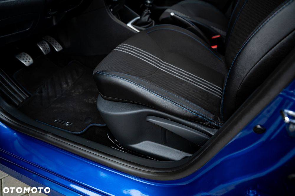 Renault Clio Energy TCe 120 Bose Edition - 18