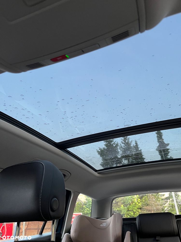 Volkswagen Passat 2.0 TDI Elegance DSG - 9