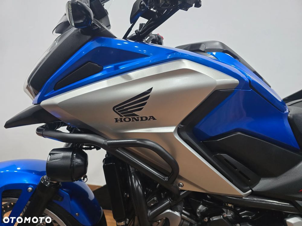 Honda NC - 27