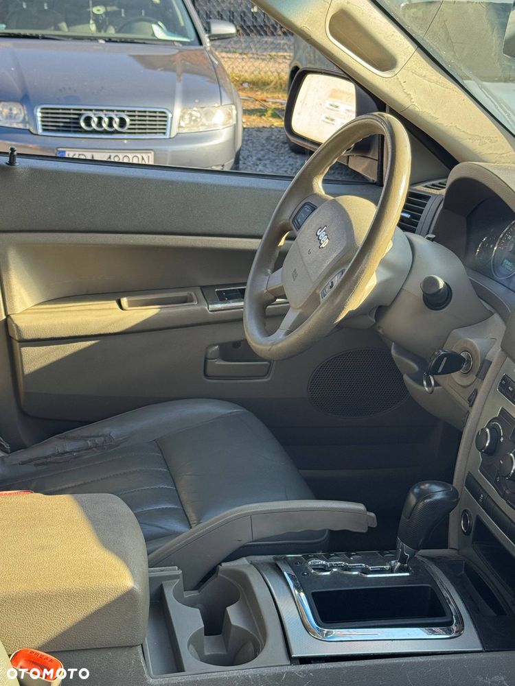 Jeep Grand Cherokee - 4