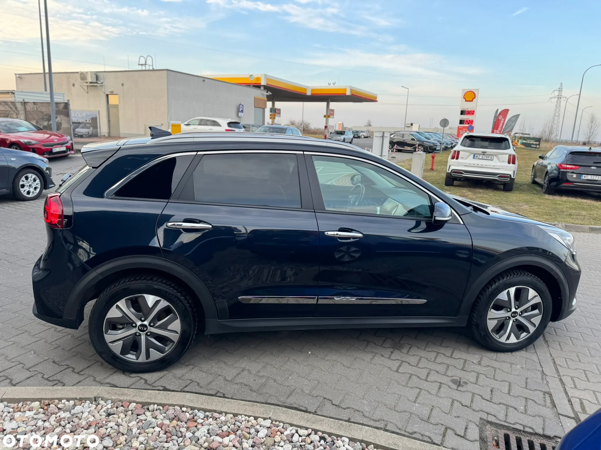 Kia Niro e-Niro 64kWh L - 6