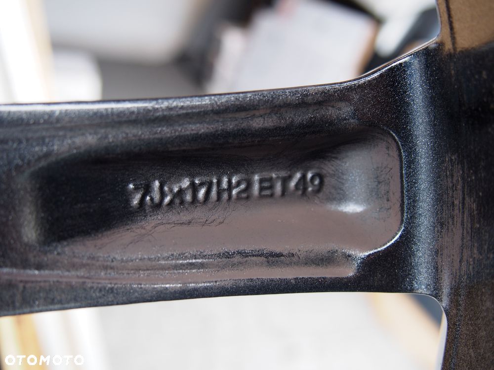 Skoda Octavia 3 III 13r Felga 7Jx17H2 et49 5x112 - 5