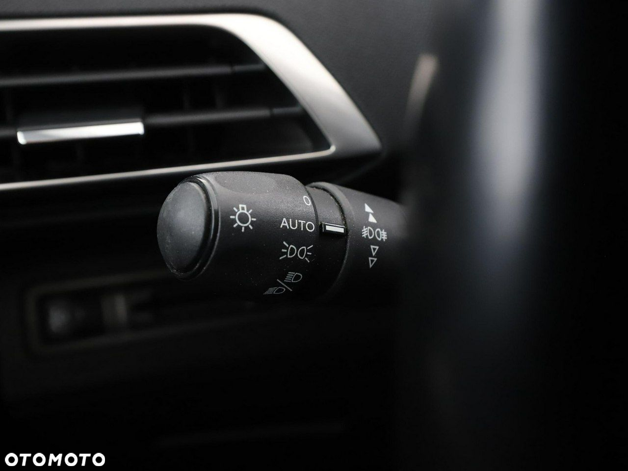 Peugeot 3008 BlueHDi 130 Stop & Start EAT8 Active Pack - 36