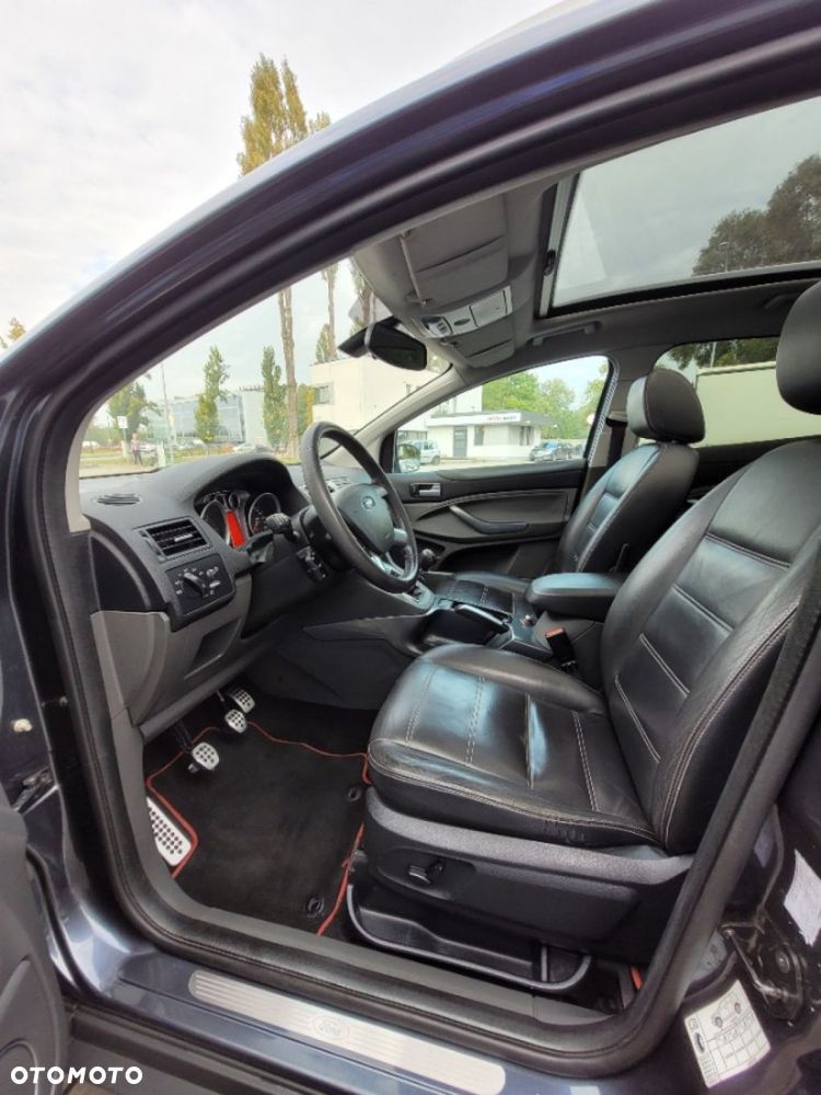 Ford Kuga 2.0 TDCi 4WD Titanium - 12