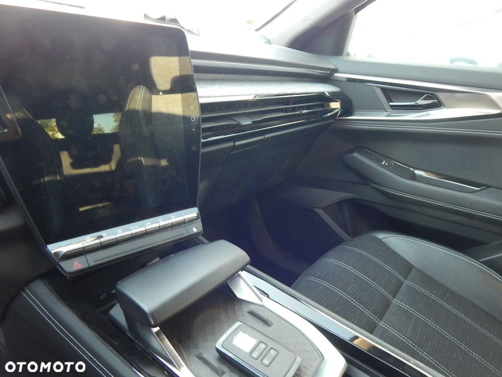 Renault Espace 1.2 E-Tech Full Hybrid 200 Iconic MMT 5os - 31
