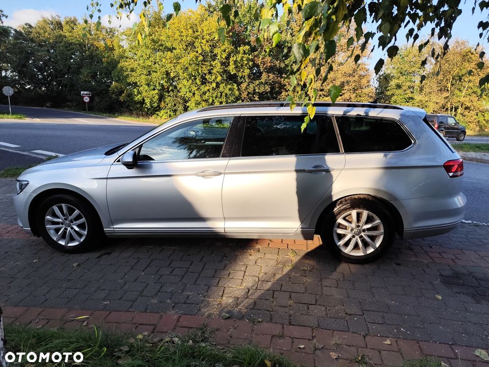Volkswagen Passat 2.0 TDI SCR Comfortline - 8