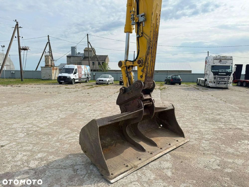 Komatsu PC 240 LC-10 - 10