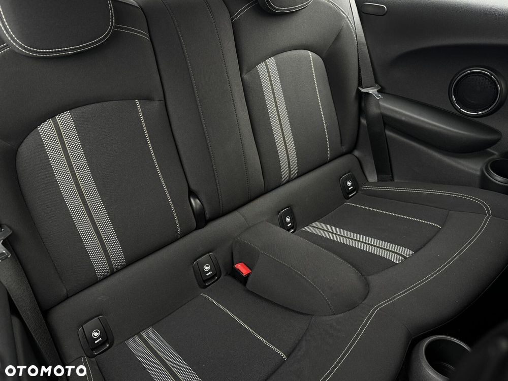 MINI John Cooper Works - 23