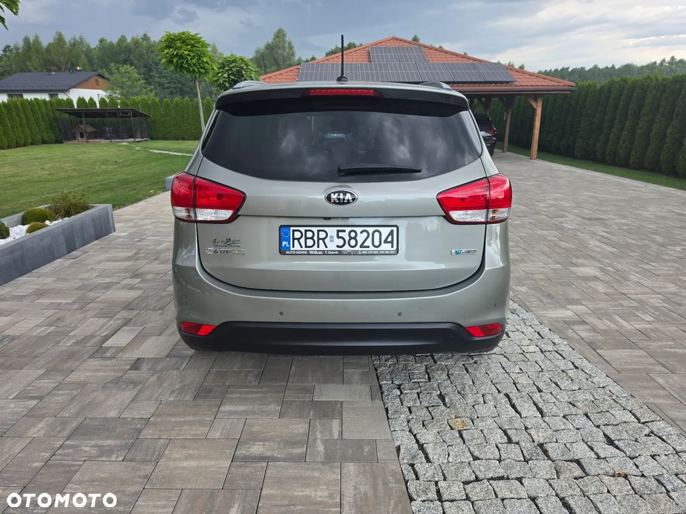 Kia Carens 1.7 CRDi 115 Dream-Team Edition - 18