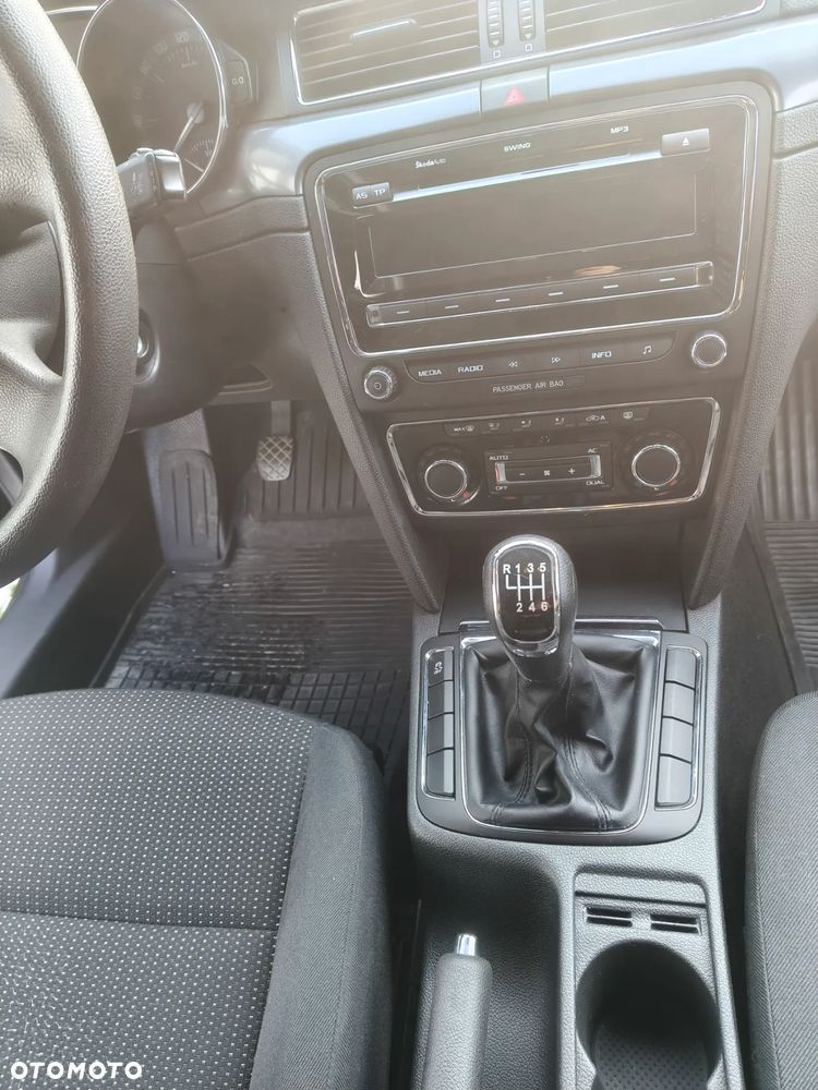 Skoda Superb 2.0 TDI Active - 8