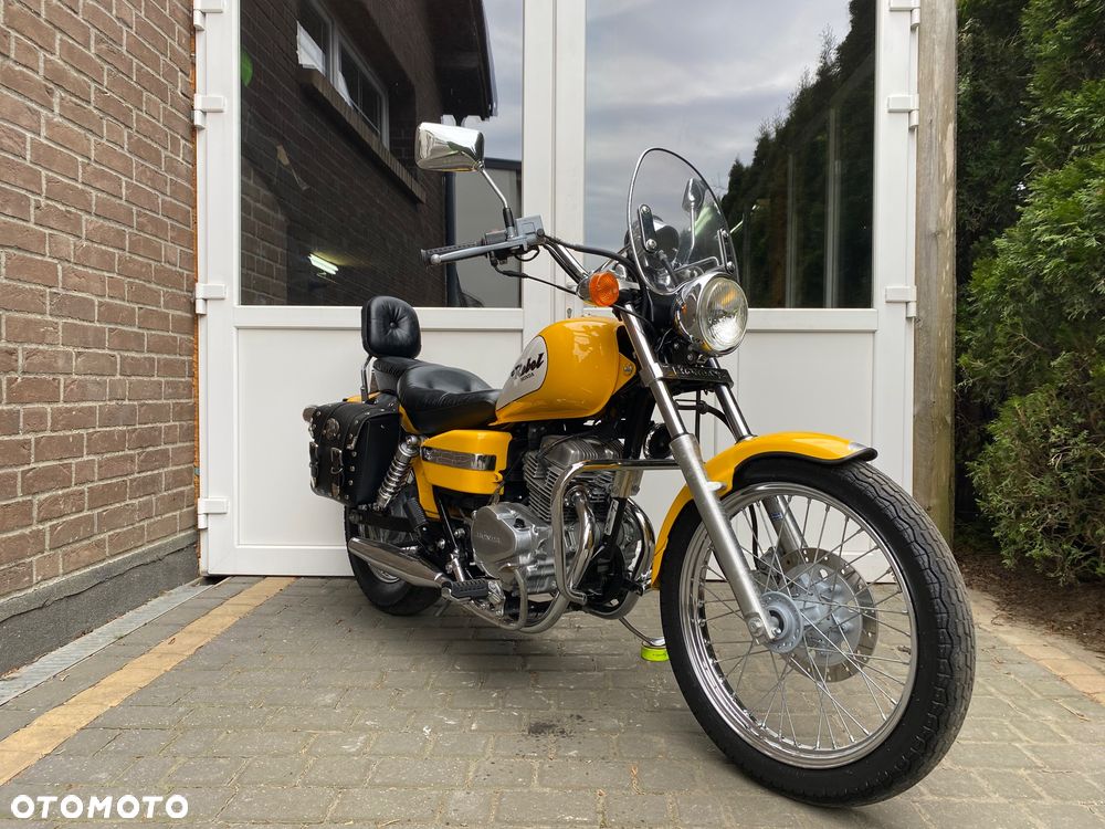 Honda CA - 4