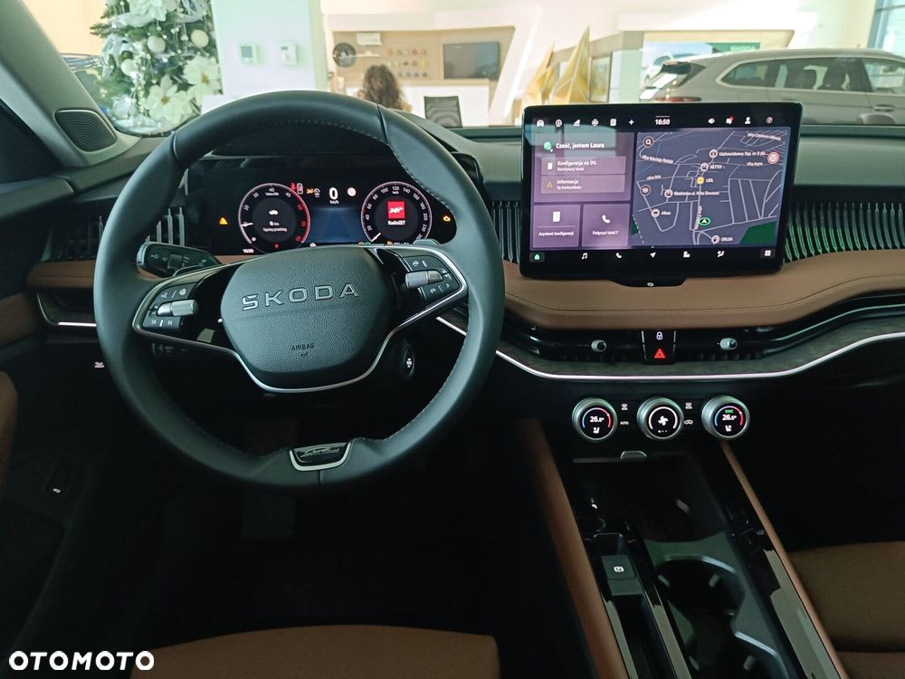 Skoda Superb 2.0 TDI SCR 4x4 L&K DSG - 7