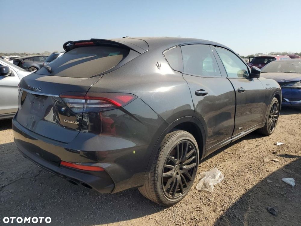 Maserati Levante - 4