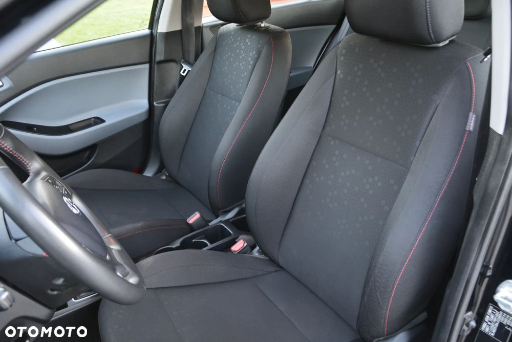 Hyundai i20 1.2 Classic + - 26
