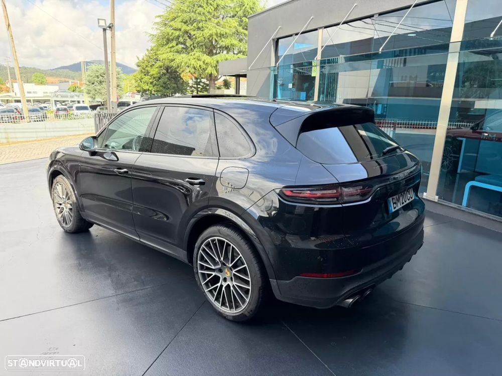 Porsche Cayenne E-Hybrid - 5