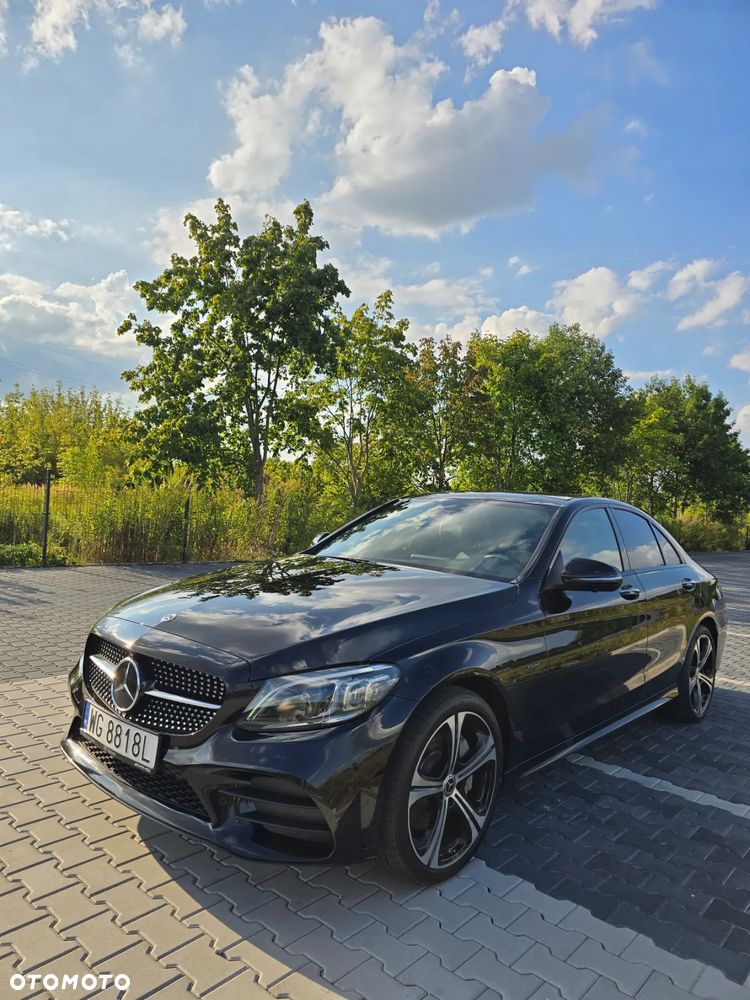 Mercedes-Benz Klasa C 300 e 9G-TRONIC - 18