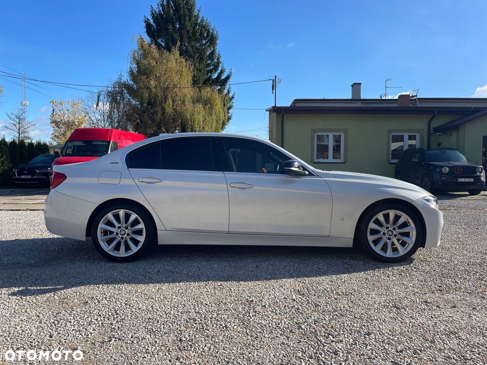 BMW Seria 3 330e iPerformance Luxury Line - 5