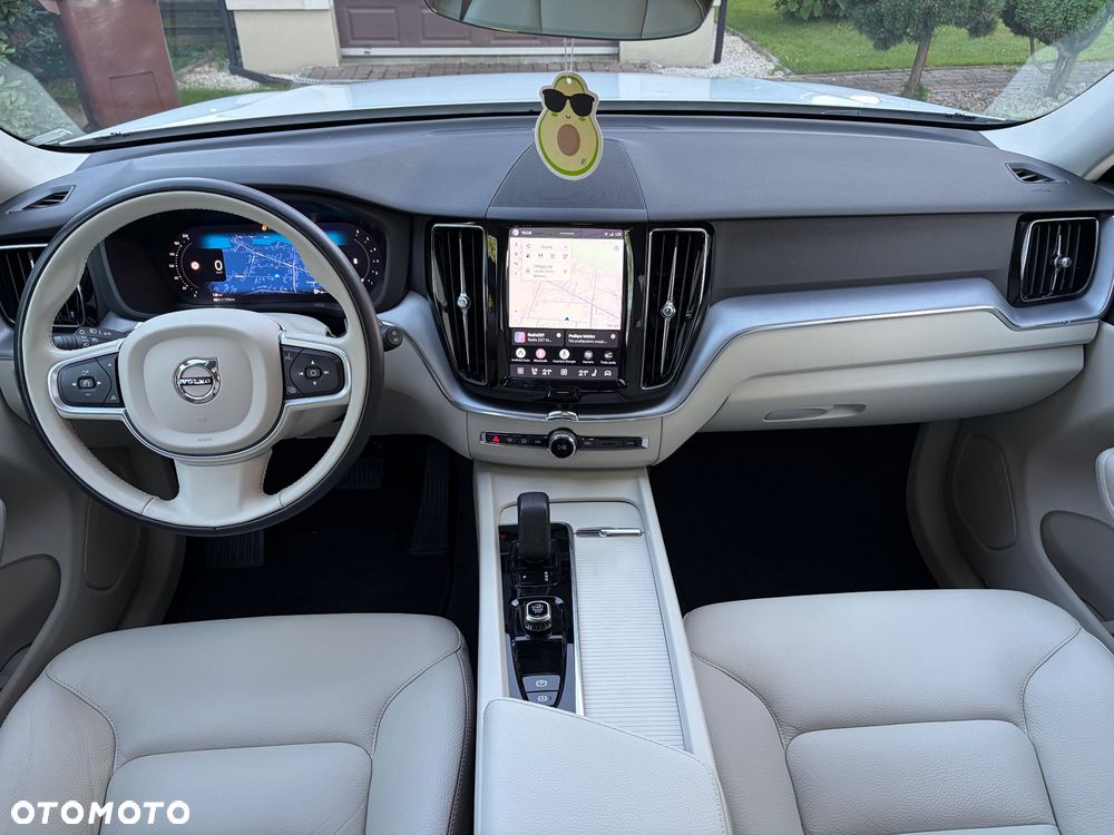 Volvo XC 60 B4 D AWD Inscription - 21