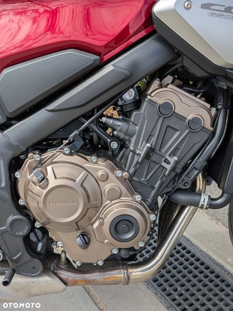Honda CB - 21