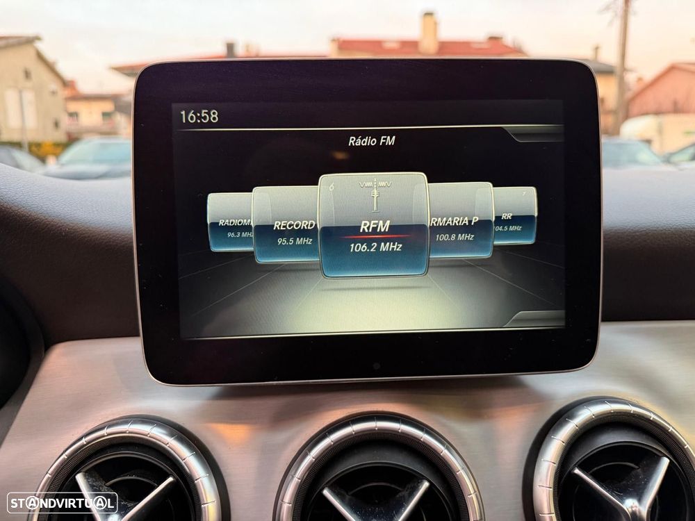 Mercedes-Benz CLA 180 d AMG Line - 27