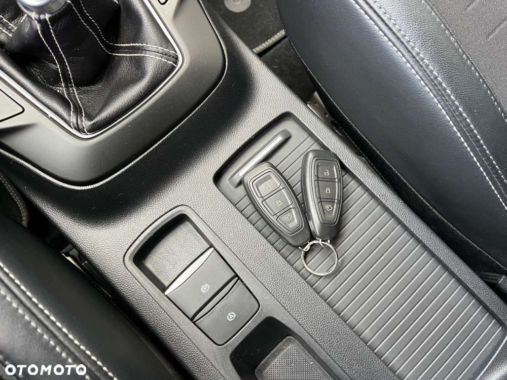Ford Focus 2.3 EcoBoost ST Edition - 23