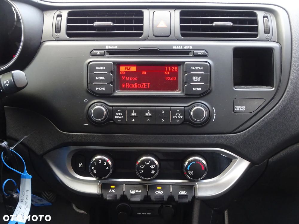 Kia Rio 1.1 crdi L - 28