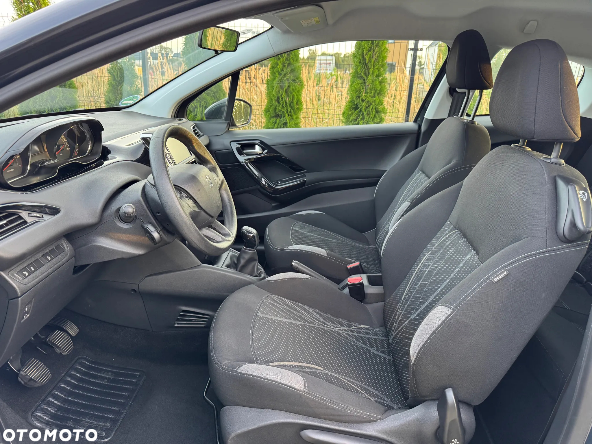 Peugeot 208 1.2 VTi Active - 19