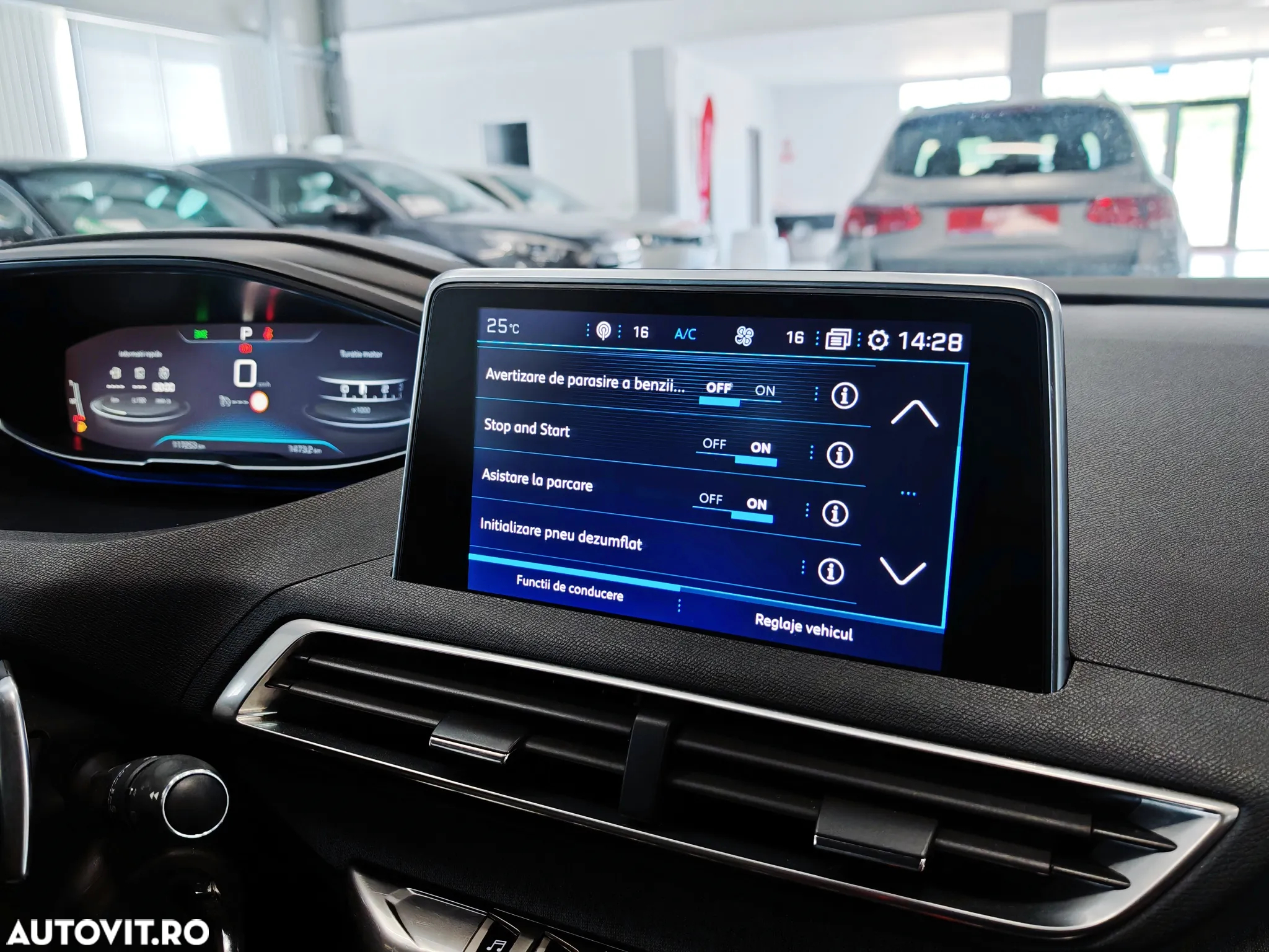 Peugeot 3008 1.2 PureTech S&S EAT8 Allure - 14