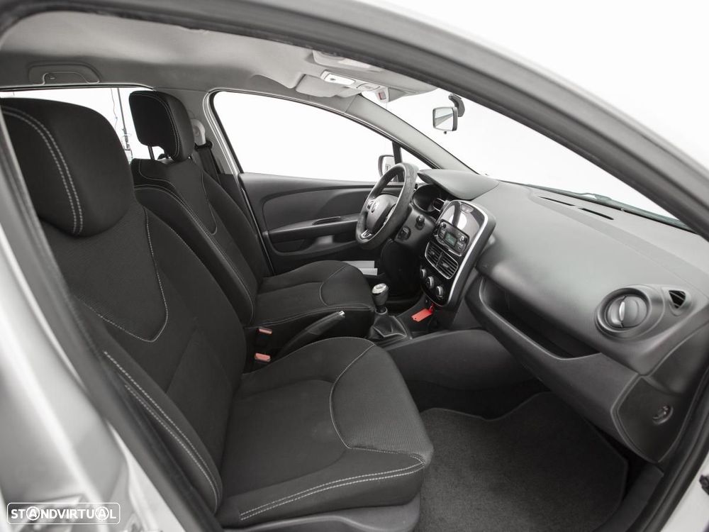 Renault Clio 1.5 dCi Zen - 11